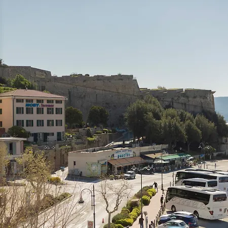 Ponticello Mare - Helloelba 费拉约港